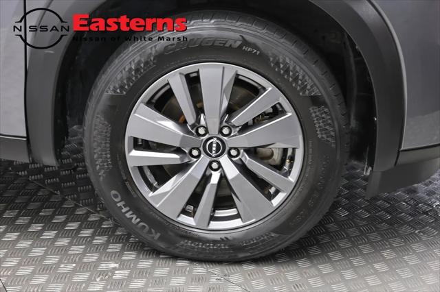 2025 Nissan Pathfinder SV FWD