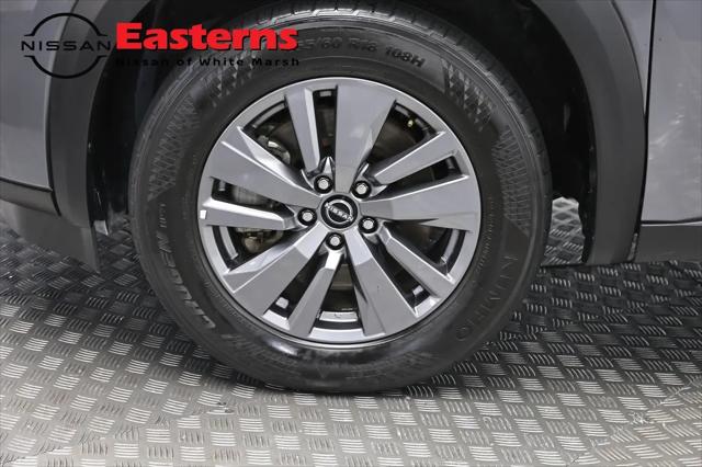 2025 Nissan Pathfinder SV FWD