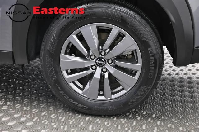 2025 Nissan Pathfinder SV FWD
