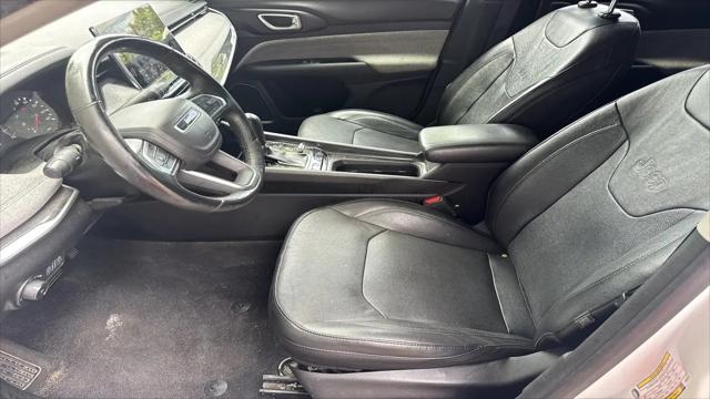 2022 Jeep Compass Latitude Lux 4x4