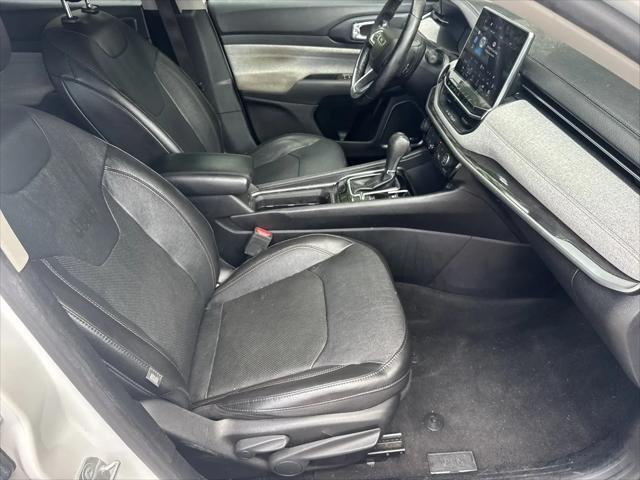 2022 Jeep Compass Latitude Lux 4x4