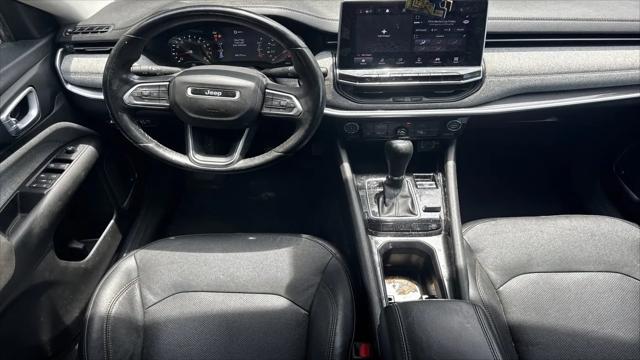 2022 Jeep Compass Latitude Lux 4x4