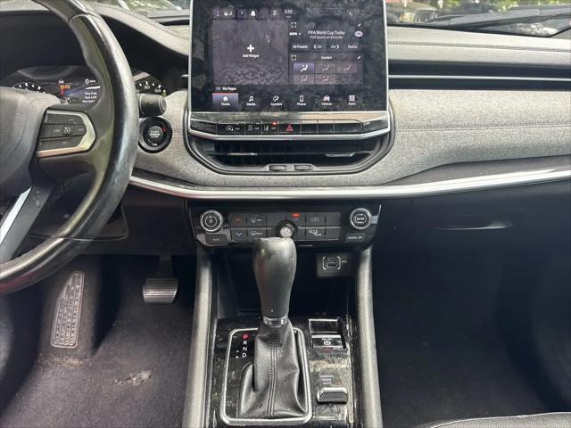 2022 Jeep Compass Latitude Lux 4x4