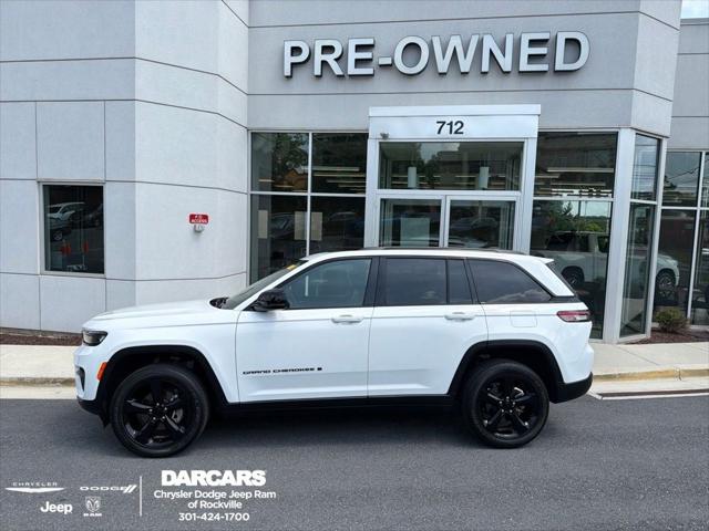 2023 Jeep Grand Cherokee Altitude 4x4 2023 Jeep Grand Cherokee Altitude 4x4