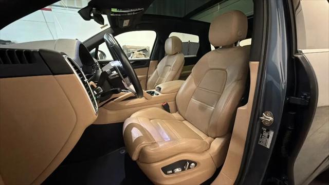 2020 Porsche Cayenne Cayenne