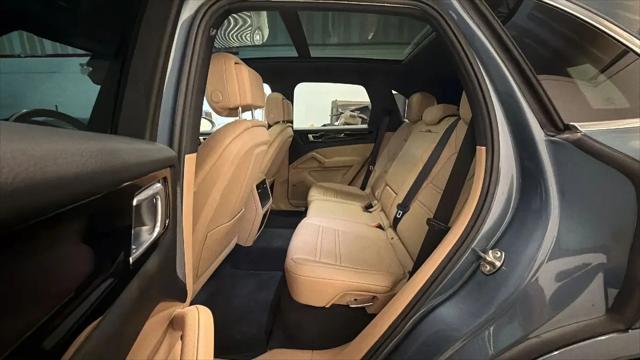 2020 Porsche Cayenne Cayenne