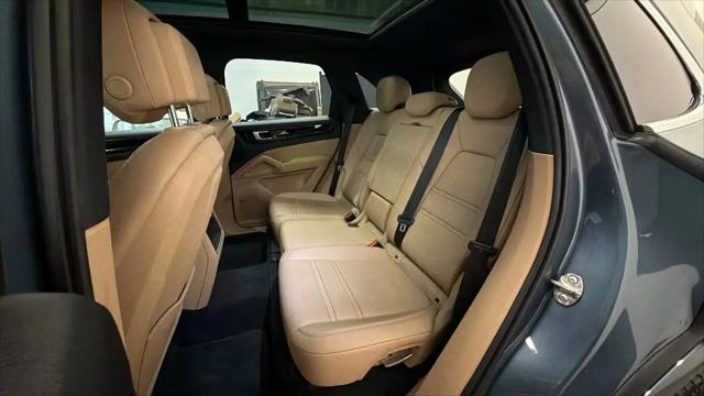 2020 Porsche Cayenne Cayenne