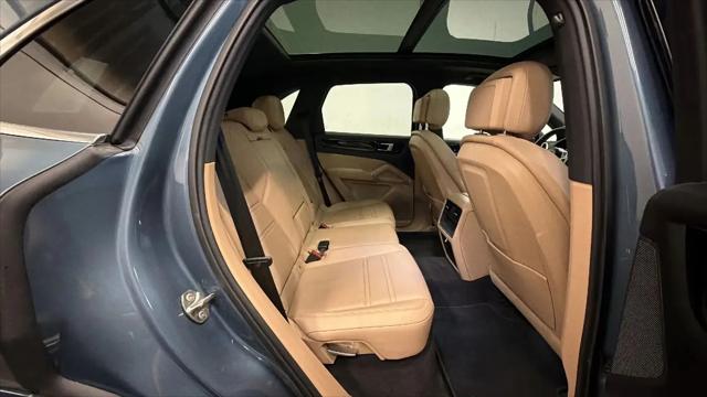 2020 Porsche Cayenne Cayenne