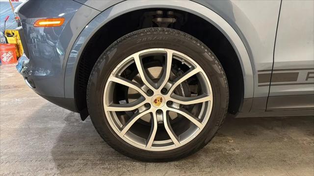 2020 Porsche Cayenne Cayenne