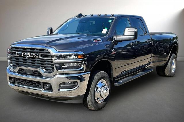 2026 RAM Ram 3500 RAM 3500 TRADESMAN CREW CAB 4X4 8 BOX