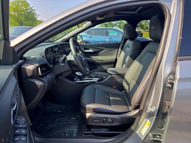 2026 Buick NV Sport Touring FWD