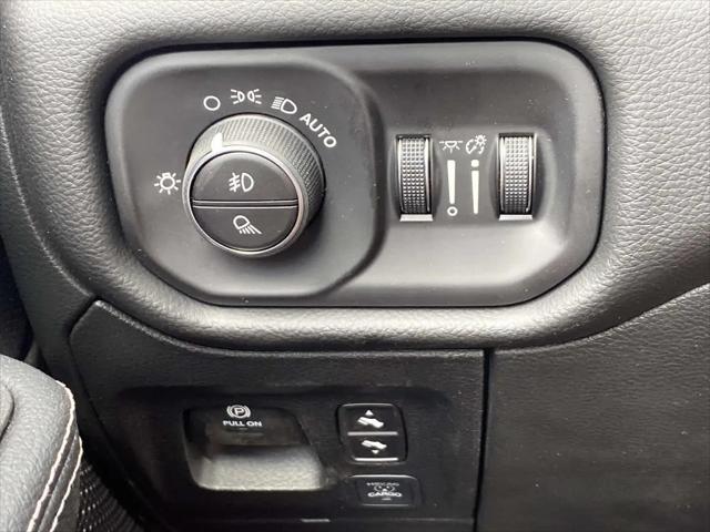 2026 Ram 1500 Laramie Crew Cab 4x4 5'7" Box
