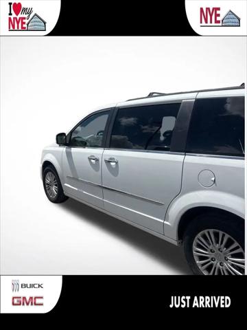 2015 Chrysler Town & Country Touring-L for sale in Oneida, NY