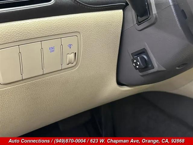 2012 Hyundai Genesis 3.8