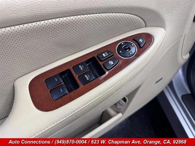 2012 Hyundai Genesis 3.8