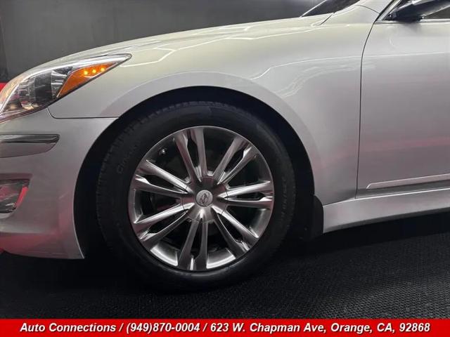 2012 Hyundai Genesis 3.8