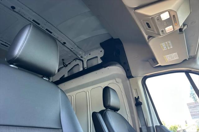 2026 Ford Transit Cargo Van T-350