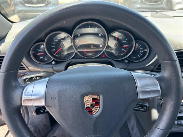 2005 Porsche 911 Carrera