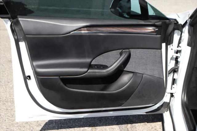 2022 Tesla Model S Dual Motor All-Wheel Drive