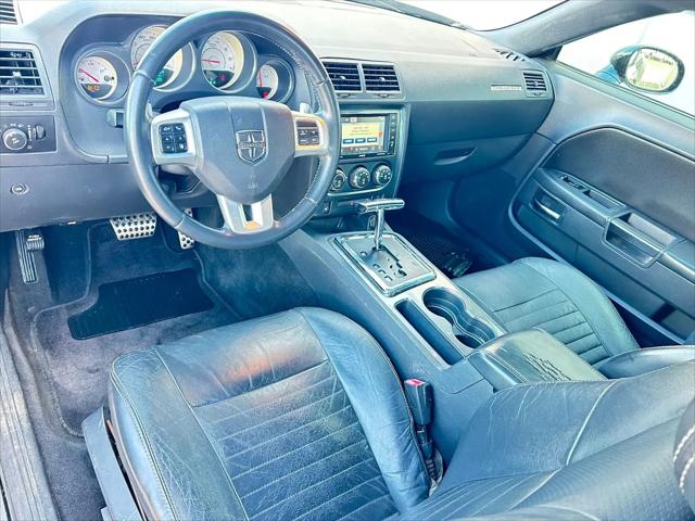 2012 Dodge Challenger SXT