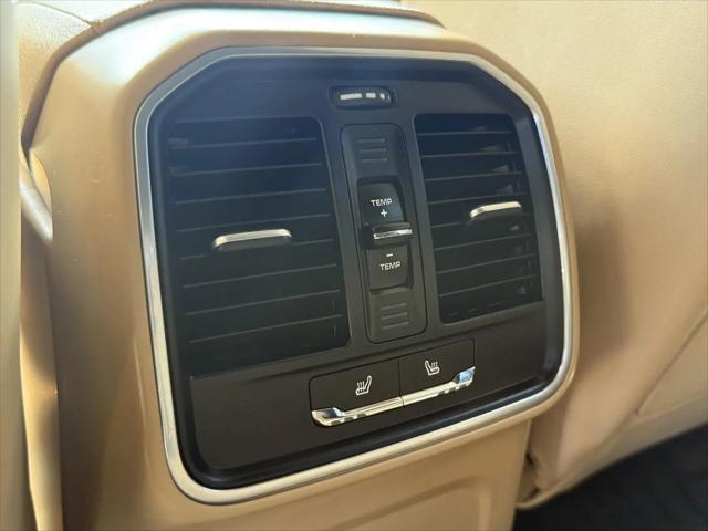 2017 Porsche Macan Macan