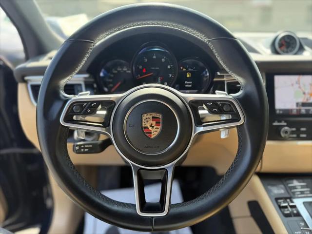 2017 Porsche Macan Macan