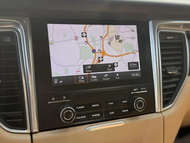 2017 Porsche Macan Macan