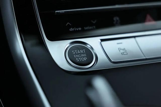 2026 Audi Q8 Premium Plus 55 TFSI quattro Tiptronic