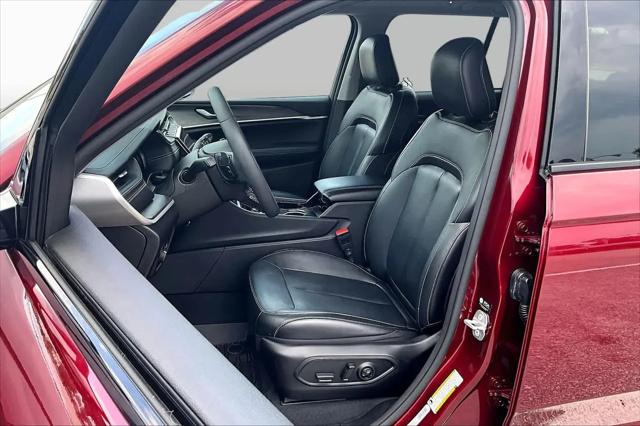 2023 Jeep Grand Cherokee Limited 4x2