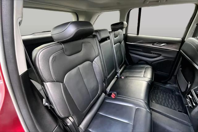 2023 Jeep Grand Cherokee Limited 4x2