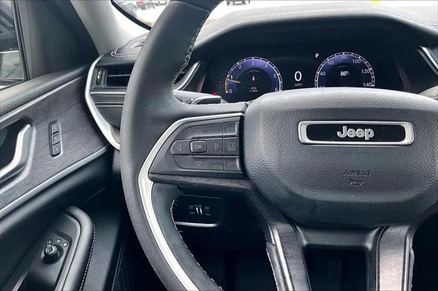 2023 Jeep Grand Cherokee Limited 4x2