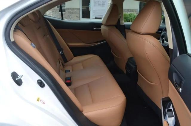 2016 Lexus IS 200t IS 200t