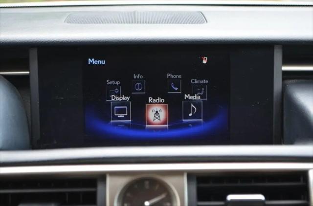 2016 Lexus IS 200t IS 200t
