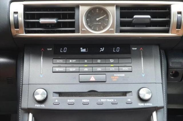 2016 Lexus IS 200t IS 200t