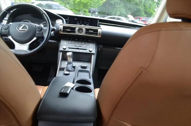 2016 Lexus IS 200t IS 200t