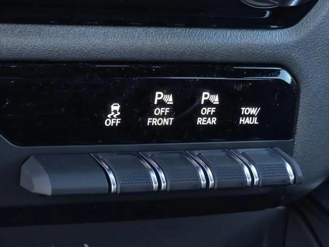 2026 Ram 1500 Big Horn Crew Cab 4x2 57 Box