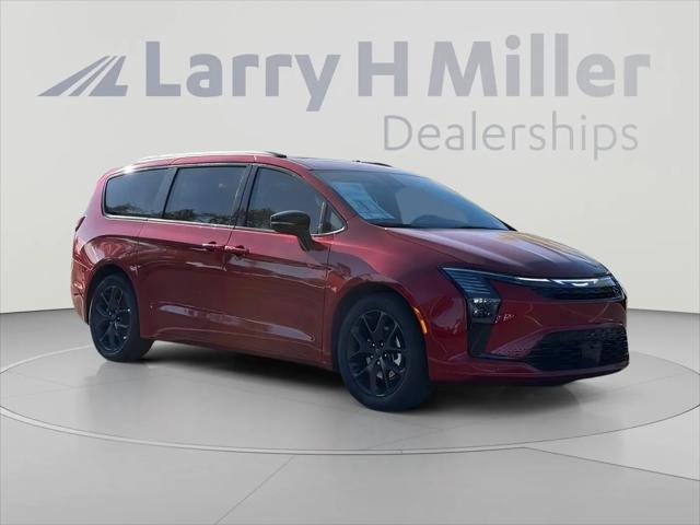 2027 Chrysler Pacifica Limited