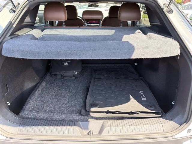 2023 Volkswagen ID.4 Pro