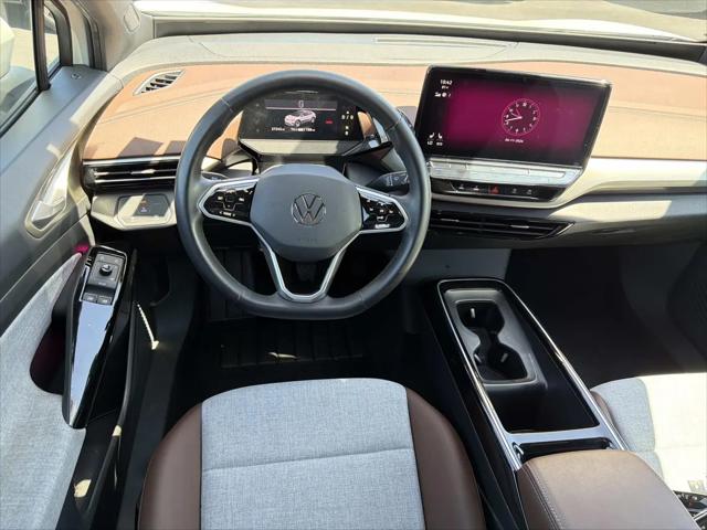 2023 Volkswagen ID.4 Pro