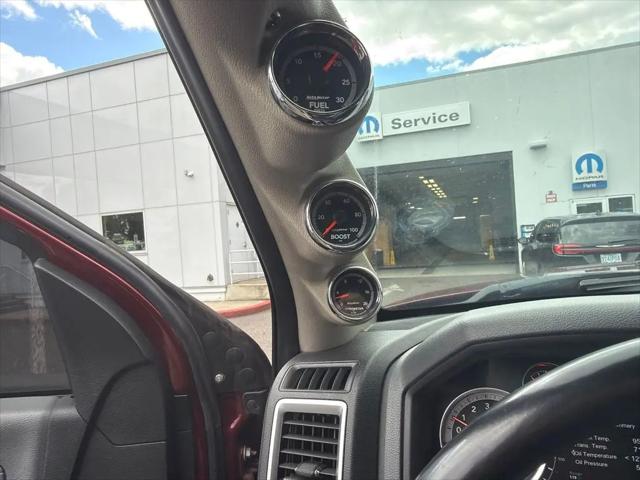 2017 Ram 3500 Big Horn Crew Cab 4x4 8' Box