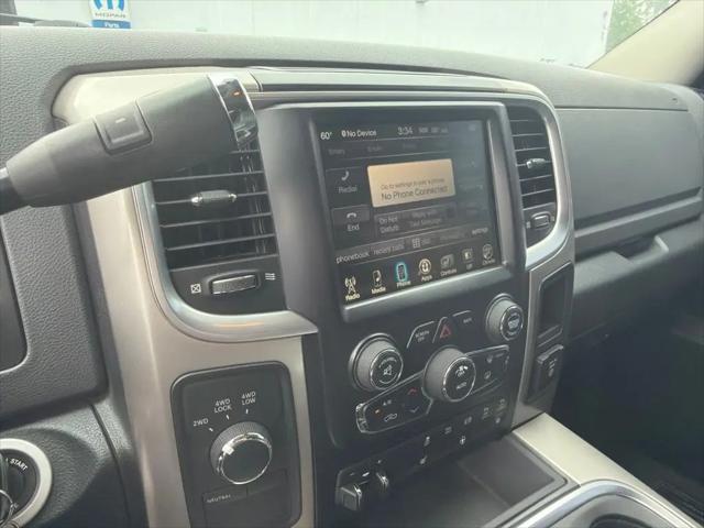 2017 Ram 3500 Big Horn Crew Cab 4x4 8' Box