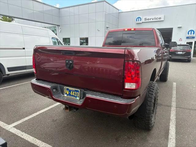 2017 Ram 3500 Big Horn Crew Cab 4x4 8' Box