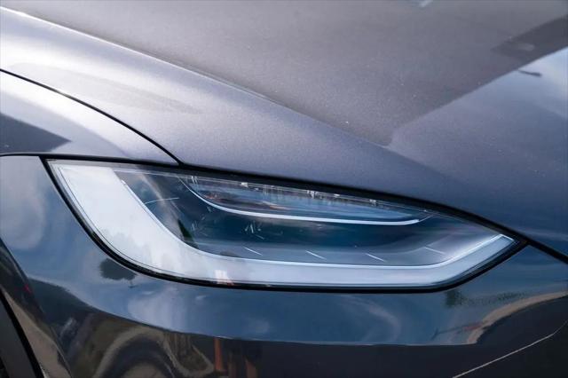 2023 Tesla Model X Standard Range