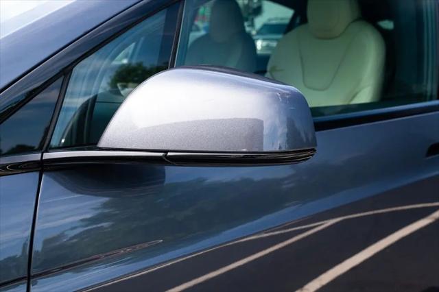 2023 Tesla Model X Standard Range