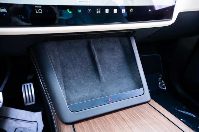 2023 Tesla Model X Standard Range