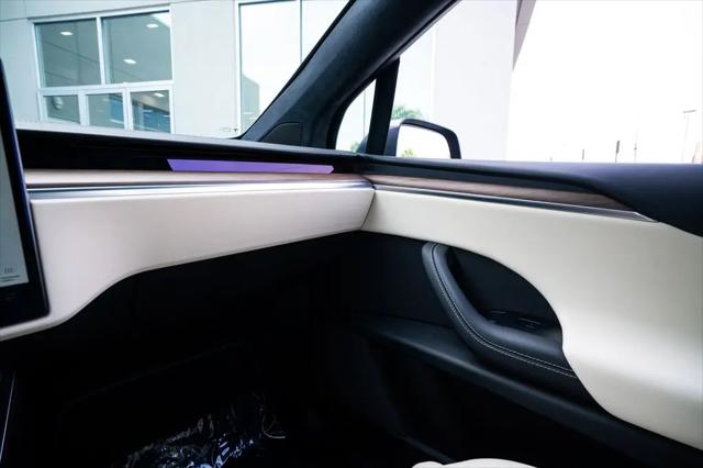 2023 Tesla Model X Standard Range