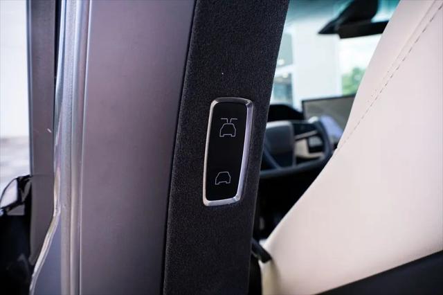 2023 Tesla Model X Standard Range