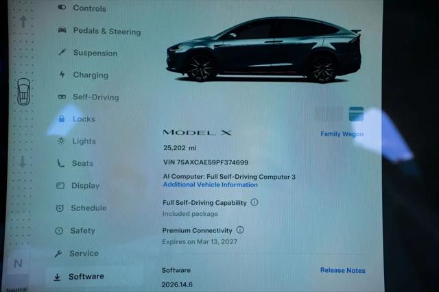 2023 Tesla Model X Standard Range