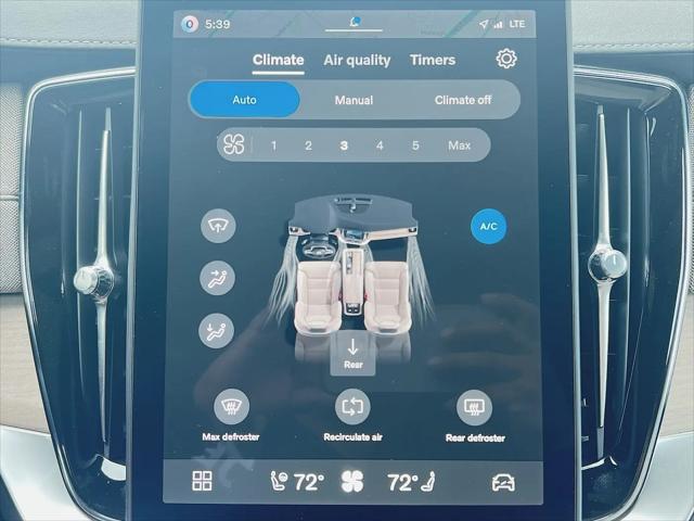 2026 Volvo XC90 Plus, B6 AWD Gas mild hybrid, Gasoline, Bright, 7 Seats