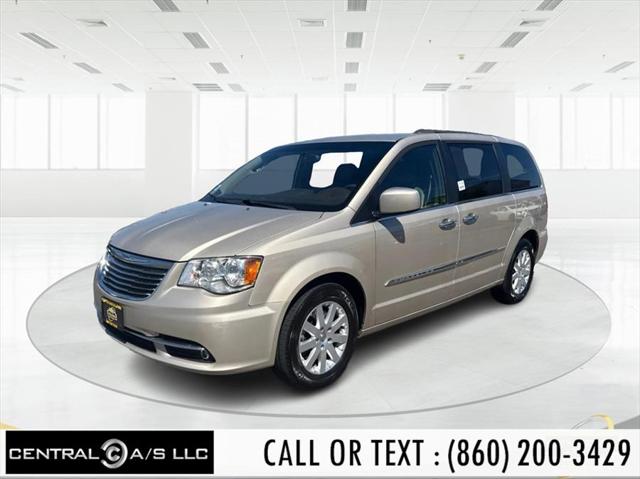 2015 Chrysler Town & Country Touring for sale in East Windsor, CT